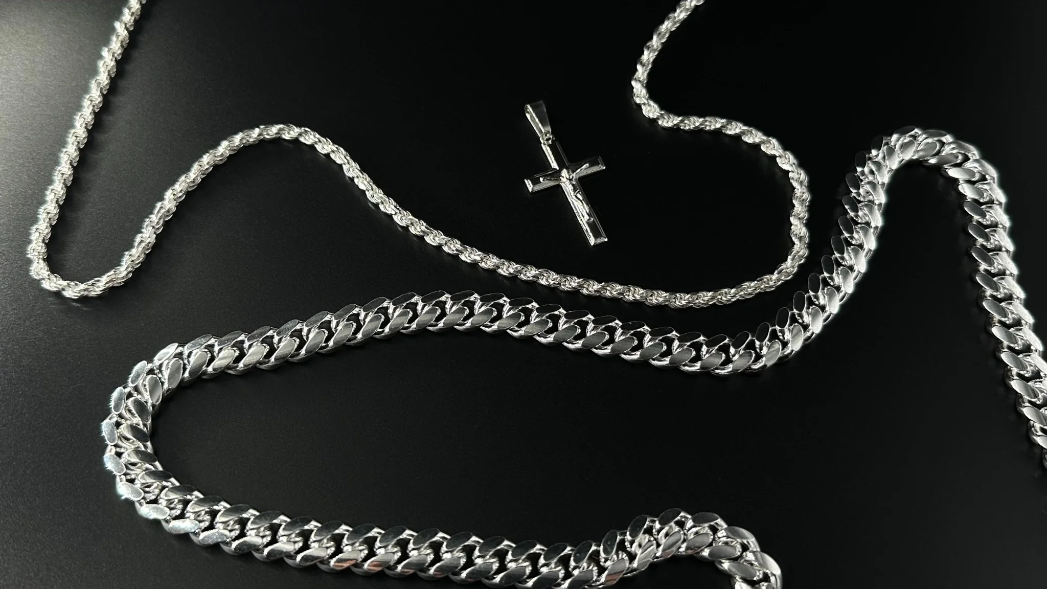 Timeless Silver, Effortlessly Yours